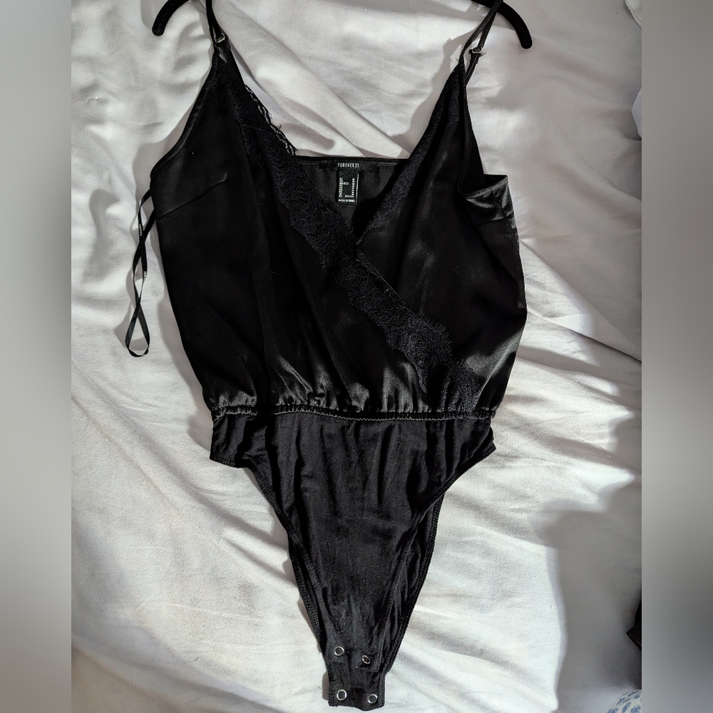 Forever 21 Black Lace Bodysuit Size M